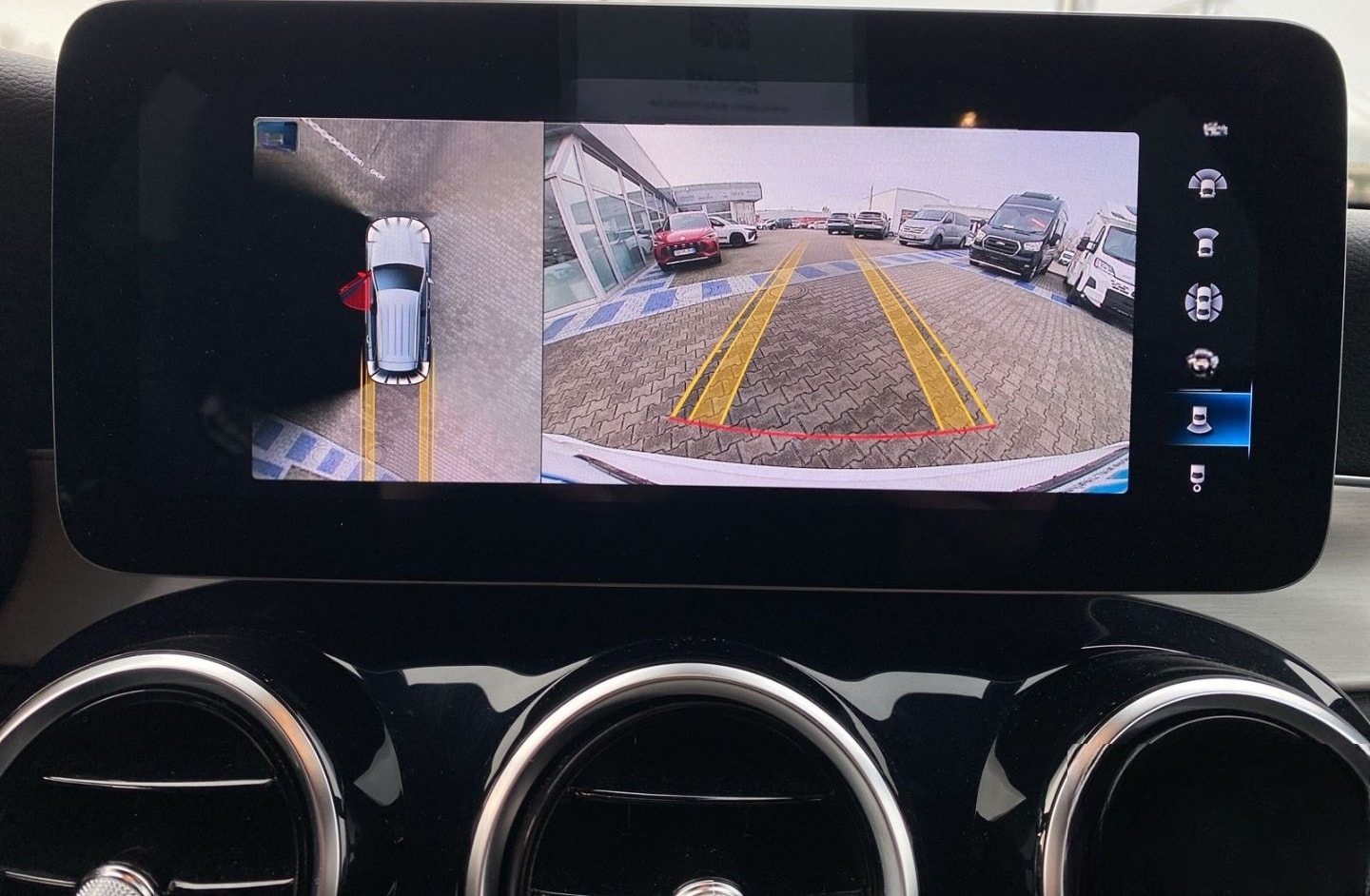 Mercedes-Benz GLC 300 d 4Matic AMG Line Luftfed. HUD 360Cam LR foto 17