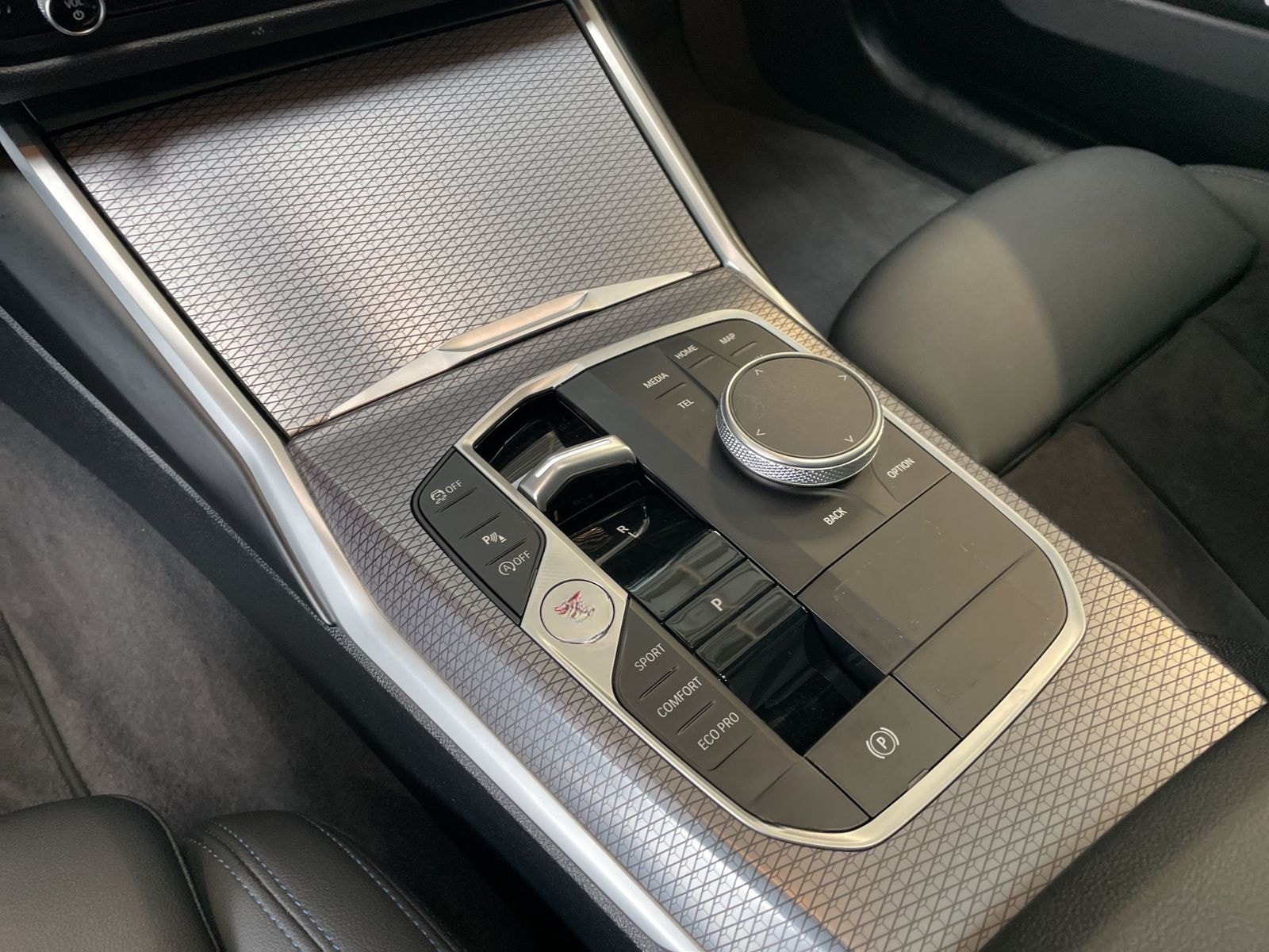 BMW 318i Touring M Sport LiveCockpitProf Kamera LED foto 14