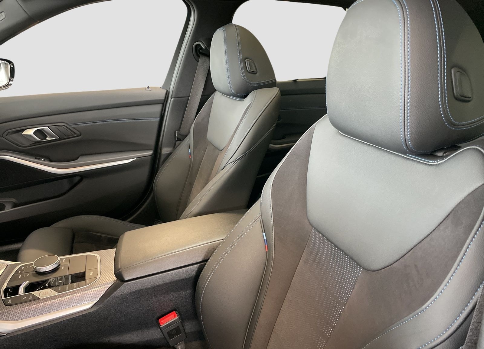 BMW 318i Touring M Sport LiveCockpitProf Kamera LED foto 8