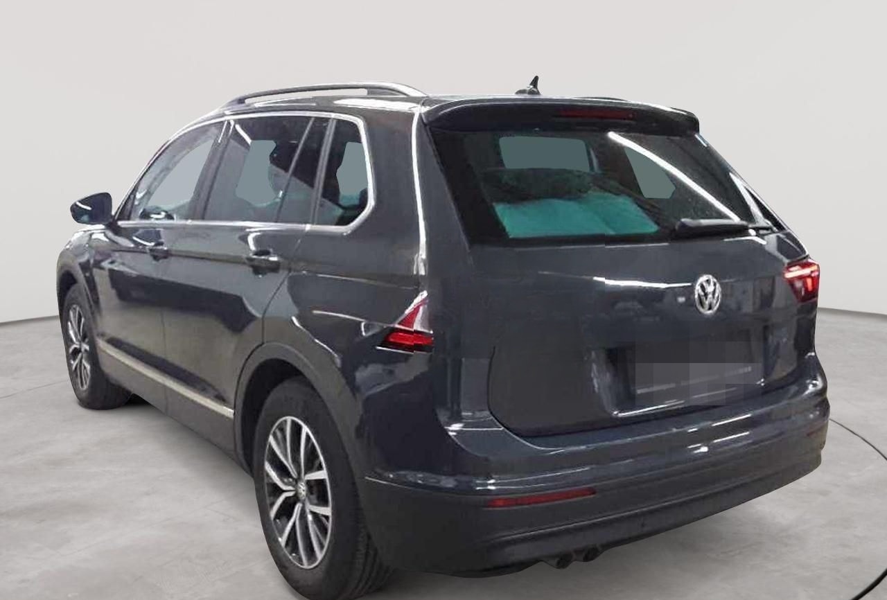 Volkswagen Tiguan 2.0 TDI Comfortline AHK AID ACC foto 2