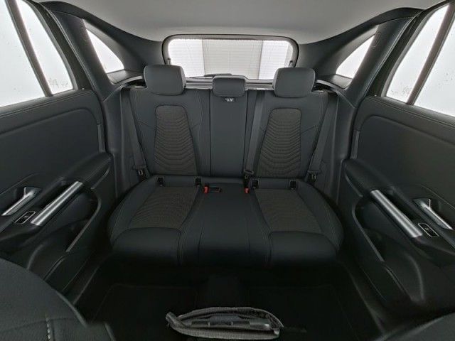 Mercedes-Benz GLA 200 d+Modelljahr2025+AHK+Progressive Line Ad foto 20