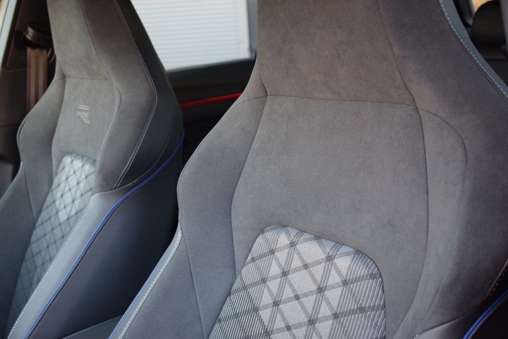 Volkswagen Golf VIII 1.5 eTSI DSG *R-Line*Matrix*AHK*Pano* foto 20