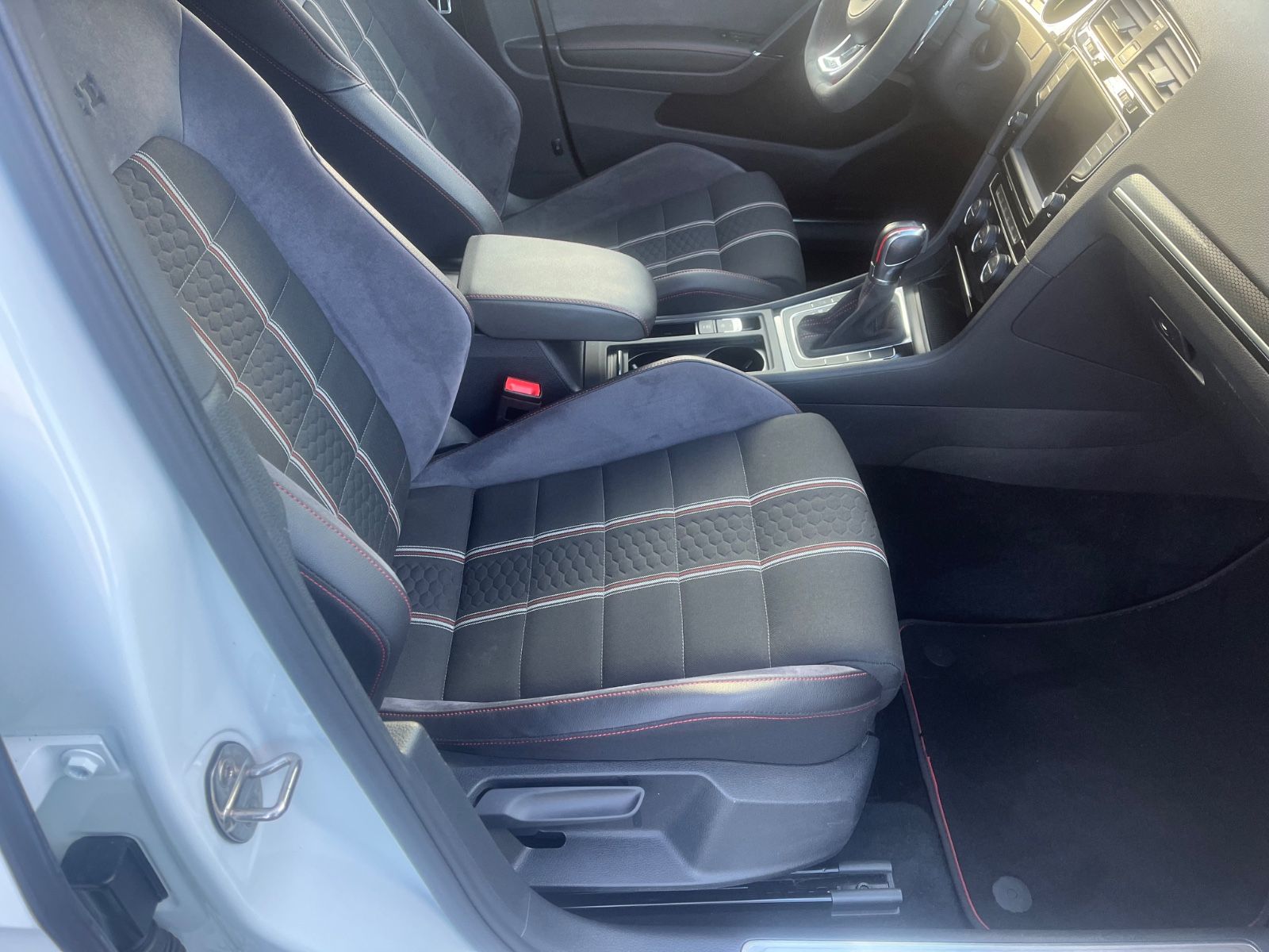 Volkswagen Golf VII Lim. GTI Clubsport BMT foto 14