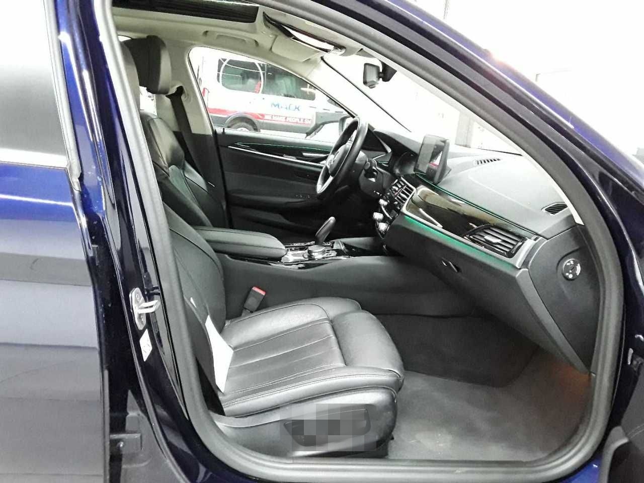 BMW 530e Touring Aut. AHK PANO LED KAMERA foto 11