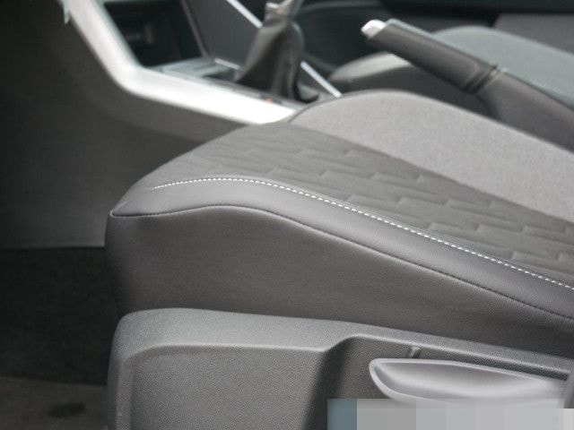 Volkswagen Taigo 1.0 TSI Goal DigCockpit PDC Kamera SHZ LED foto 15