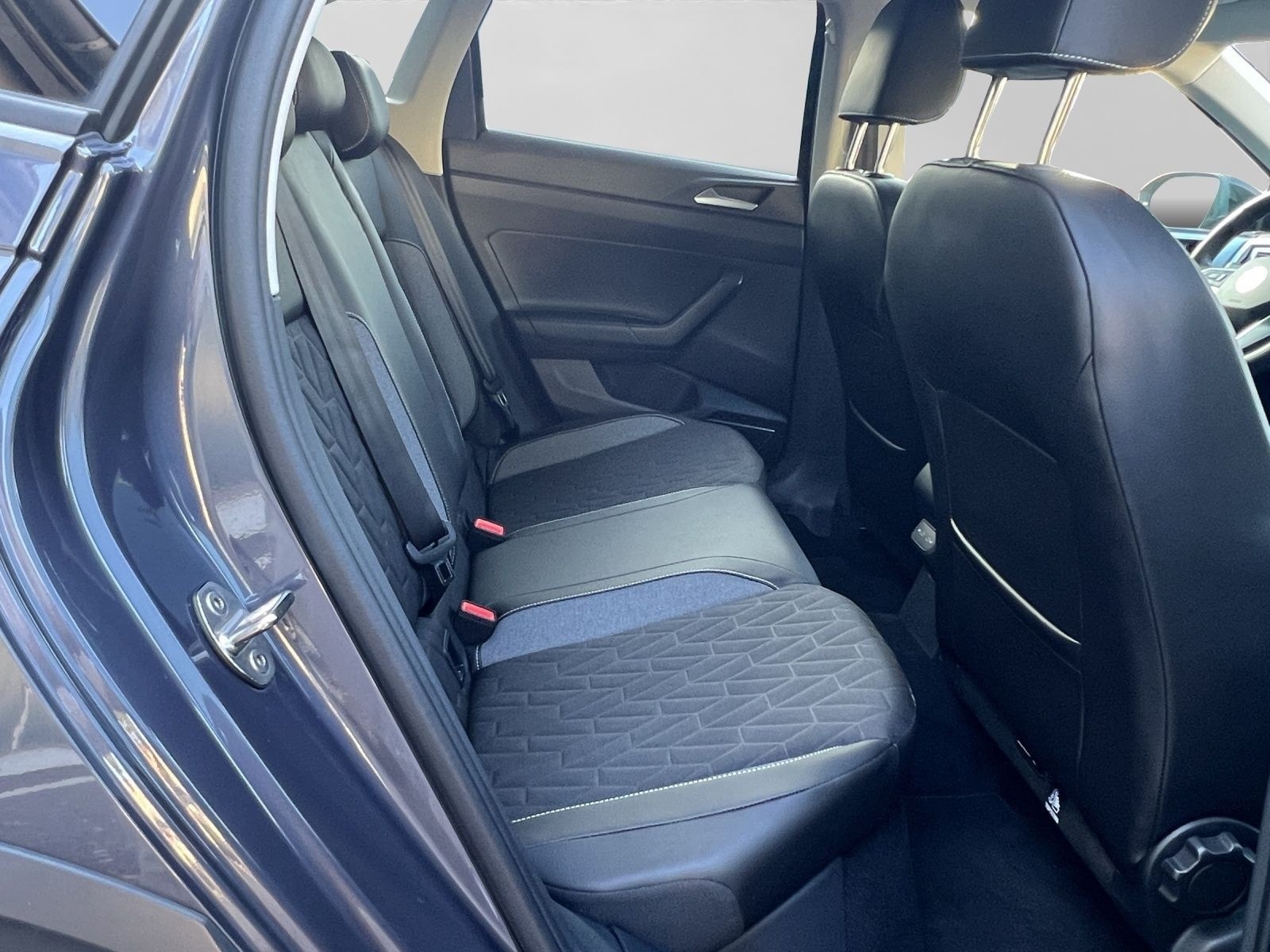 Volkswagen Taigo 1.0 TSI GOAL LED NAVI DAB+ CLIMA LM16 foto 6