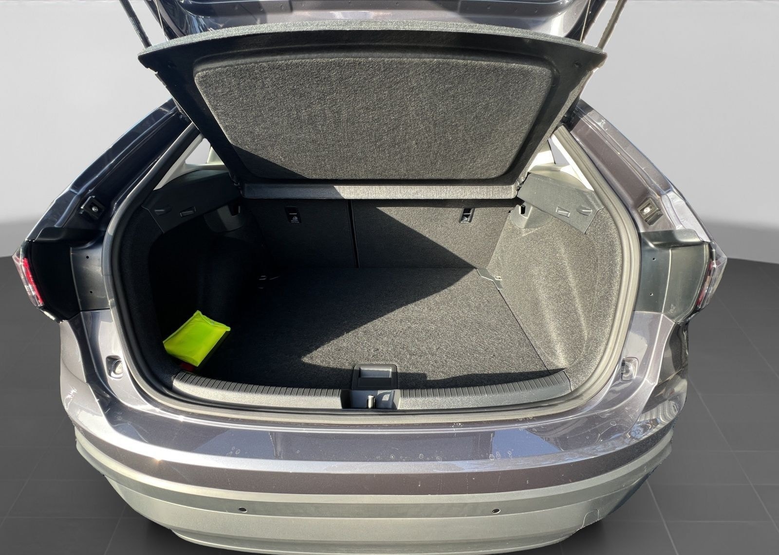 Volkswagen Taigo 1.0 TSI GOAL LED DAB+ NAVI CLIMA LM16 foto 17