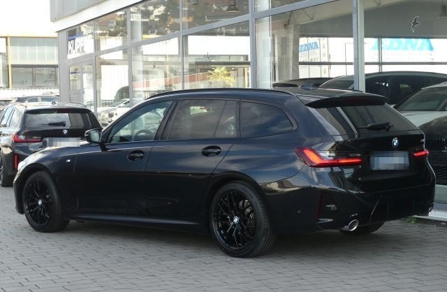 BMW 318 i Tour M Sportp. AHK°ACC*18"-Ad.LED°el.Sitze foto 2