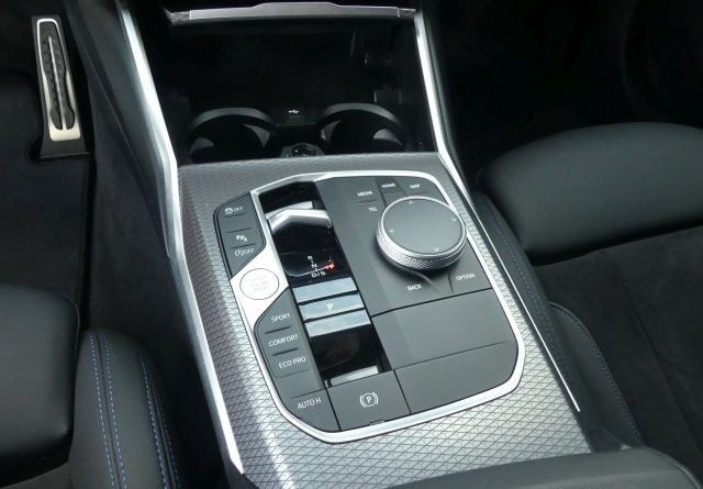 BMW 318 i Tour M Sportp. AHK°ACC*18"-Ad.LED°el.Sitze foto 11