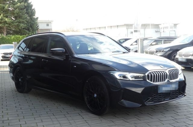 BMW 318 i Tour M Sportp. AHK°ACC*18"-Ad.LED°el.Sitze foto 3