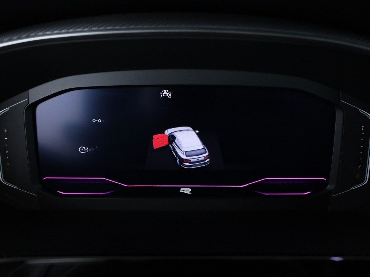 Volkswagen Arteon SB R-Line 2.0 TDI MATRIX+APP+DAB+AHK+PANO foto 13