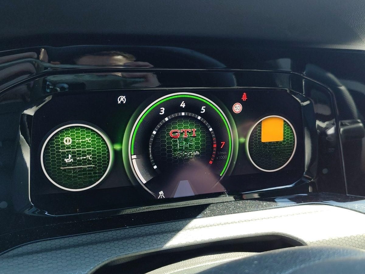 Volkswagen Golf GTI Clubsport 2.0 TSI DSG +PANO+19-ZOLL+ACC foto 10