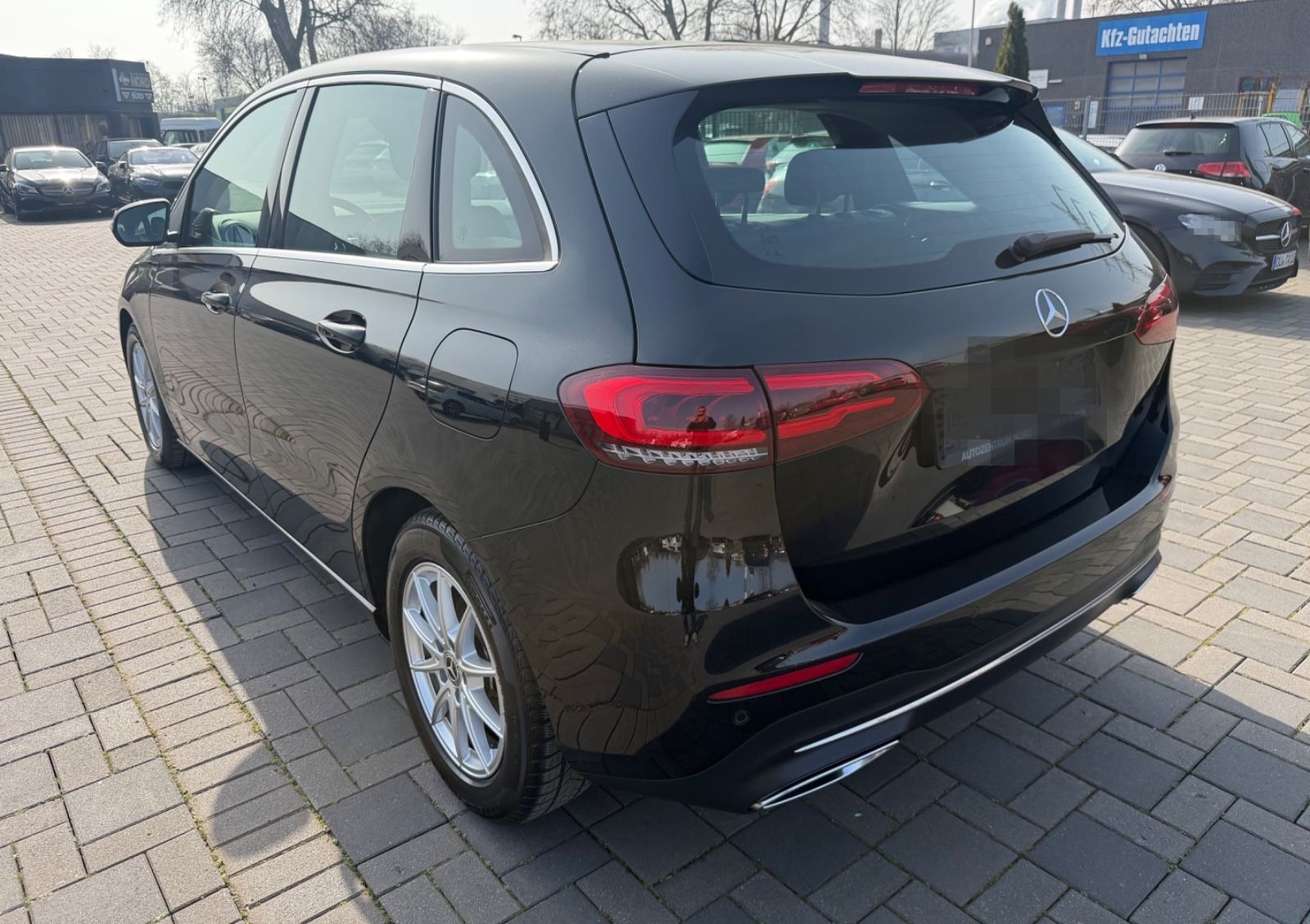 Mercedes-Benz B 200 B B 200 d/LED/KAMERA/NAVI/CARPLAY/AHK foto 4