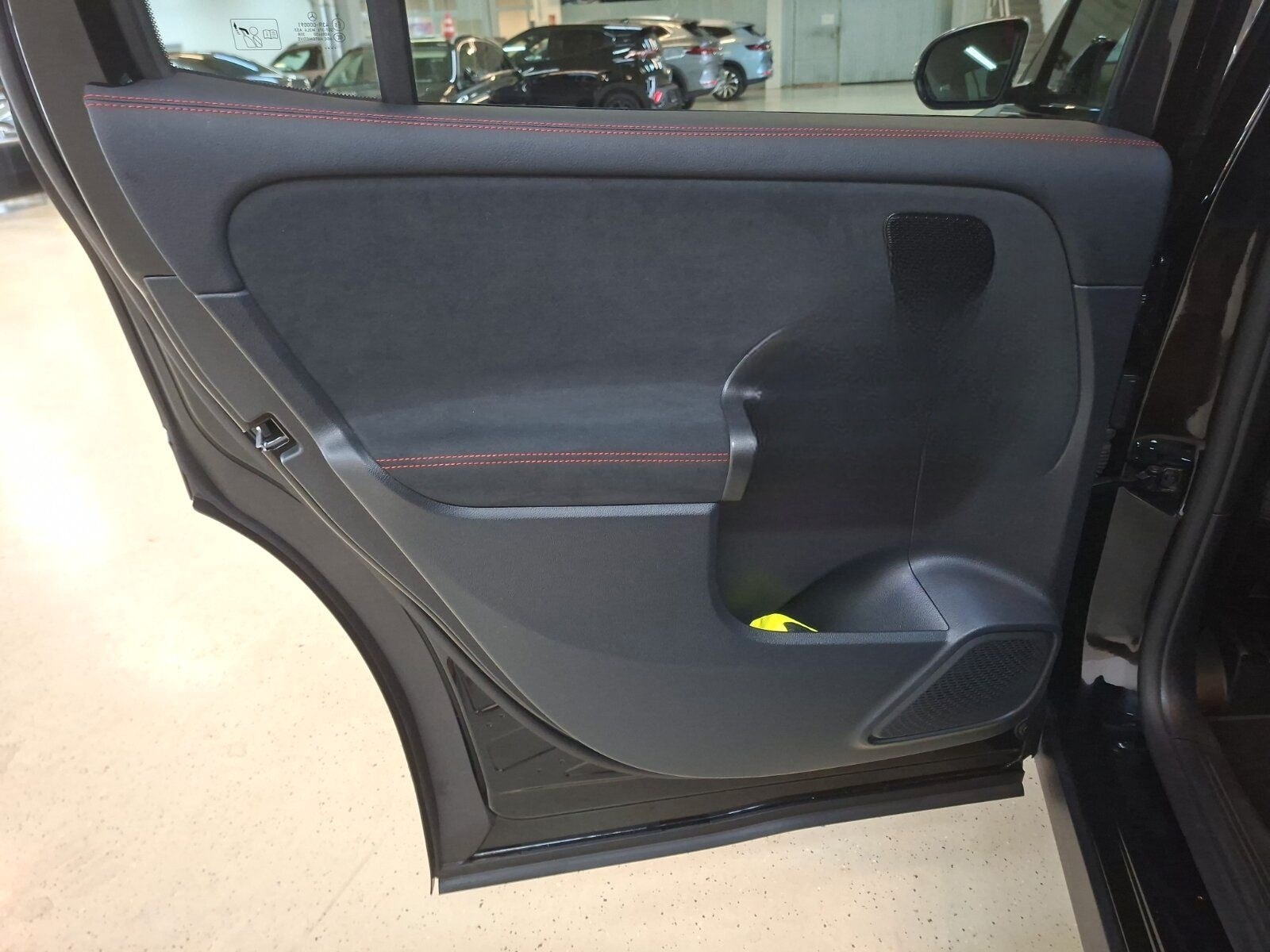 Mercedes-Benz GLB 200 d foto 13