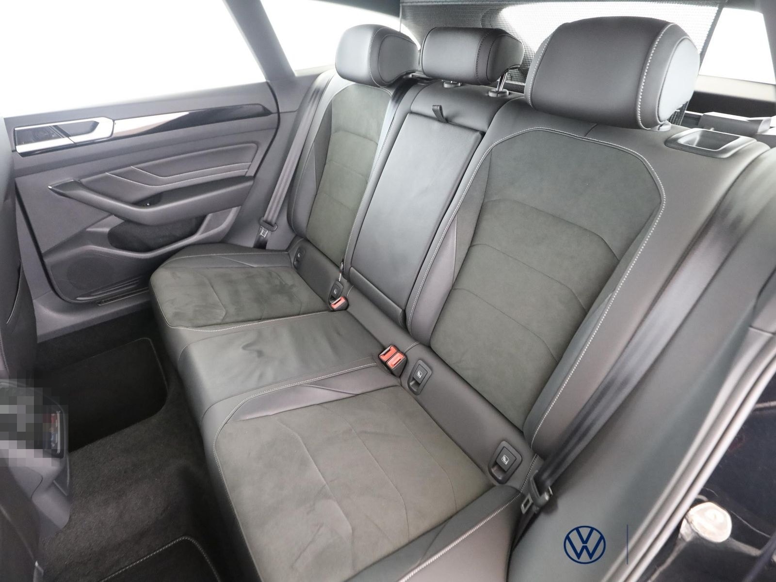 Volkswagen Arteon Shooting Brake 2.0 TSI R-LINE+DSG+STANDHZ foto 8