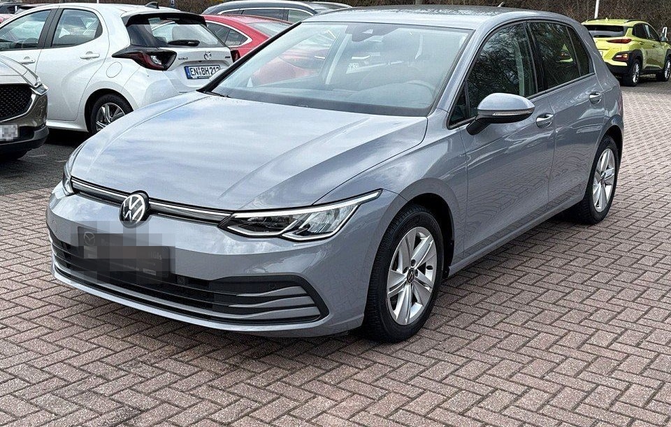 Volkswagen Golf VIII 1.5 TSI Life *Navi*Sitzheizung* foto 1