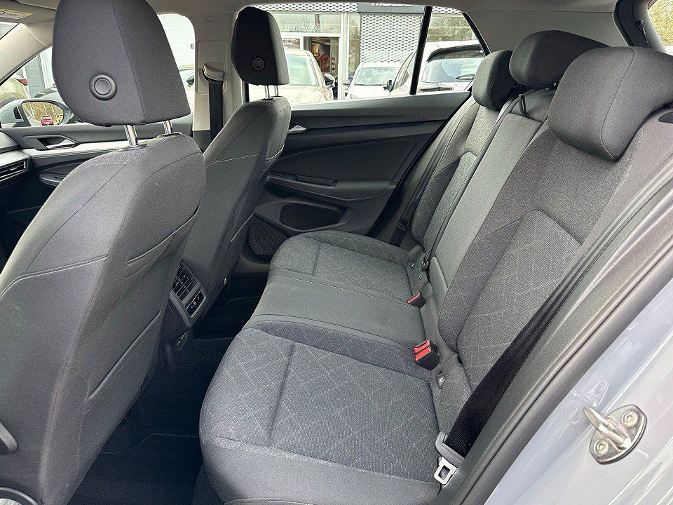 Volkswagen Golf VIII 1.5 TSI Life *Navi*Sitzheizung* foto 8