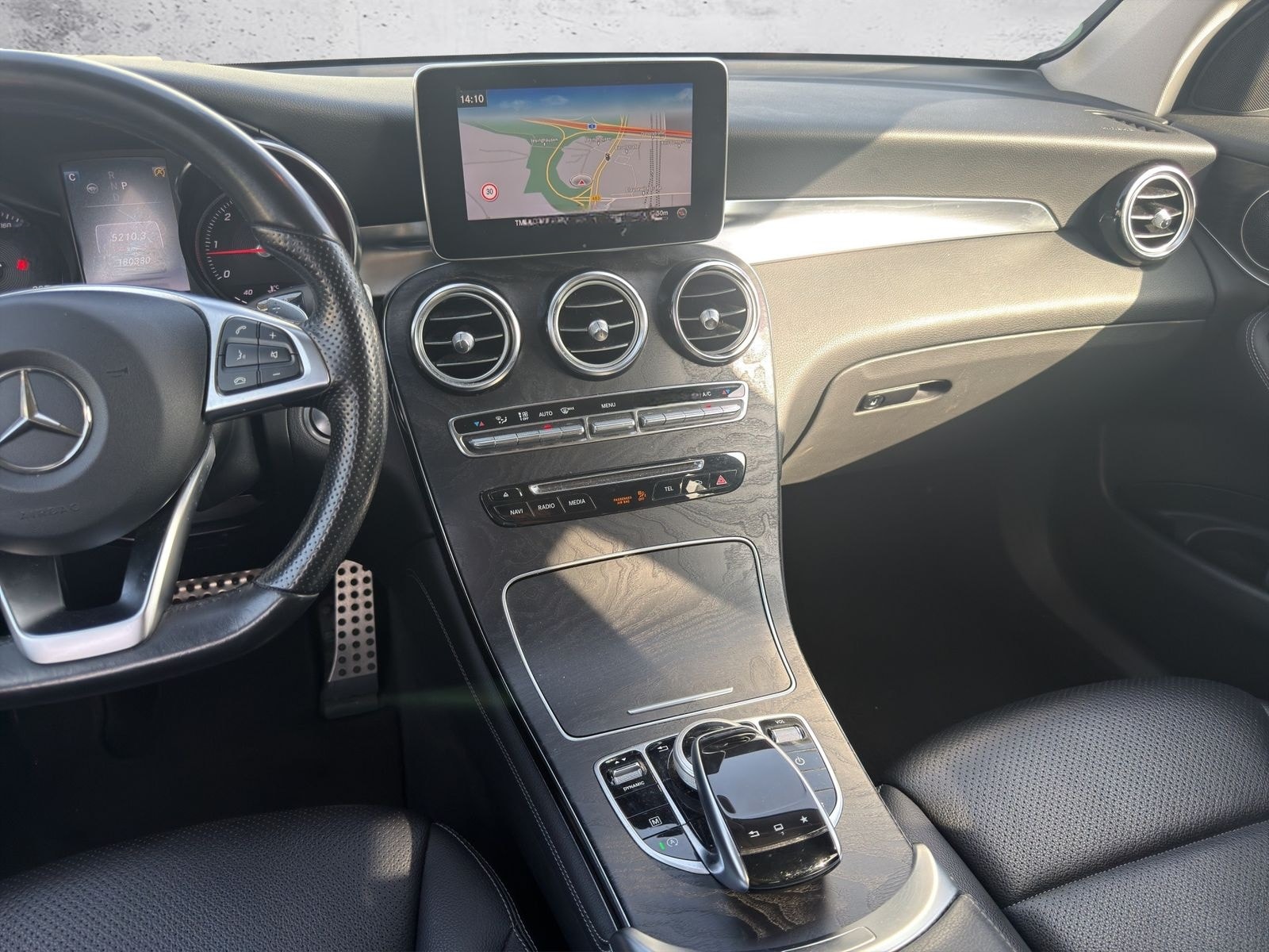 Mercedes-Benz GLC GLC 250 d 4Matic *DISTRONIC*AMG INTE.*19ZOLL foto 17