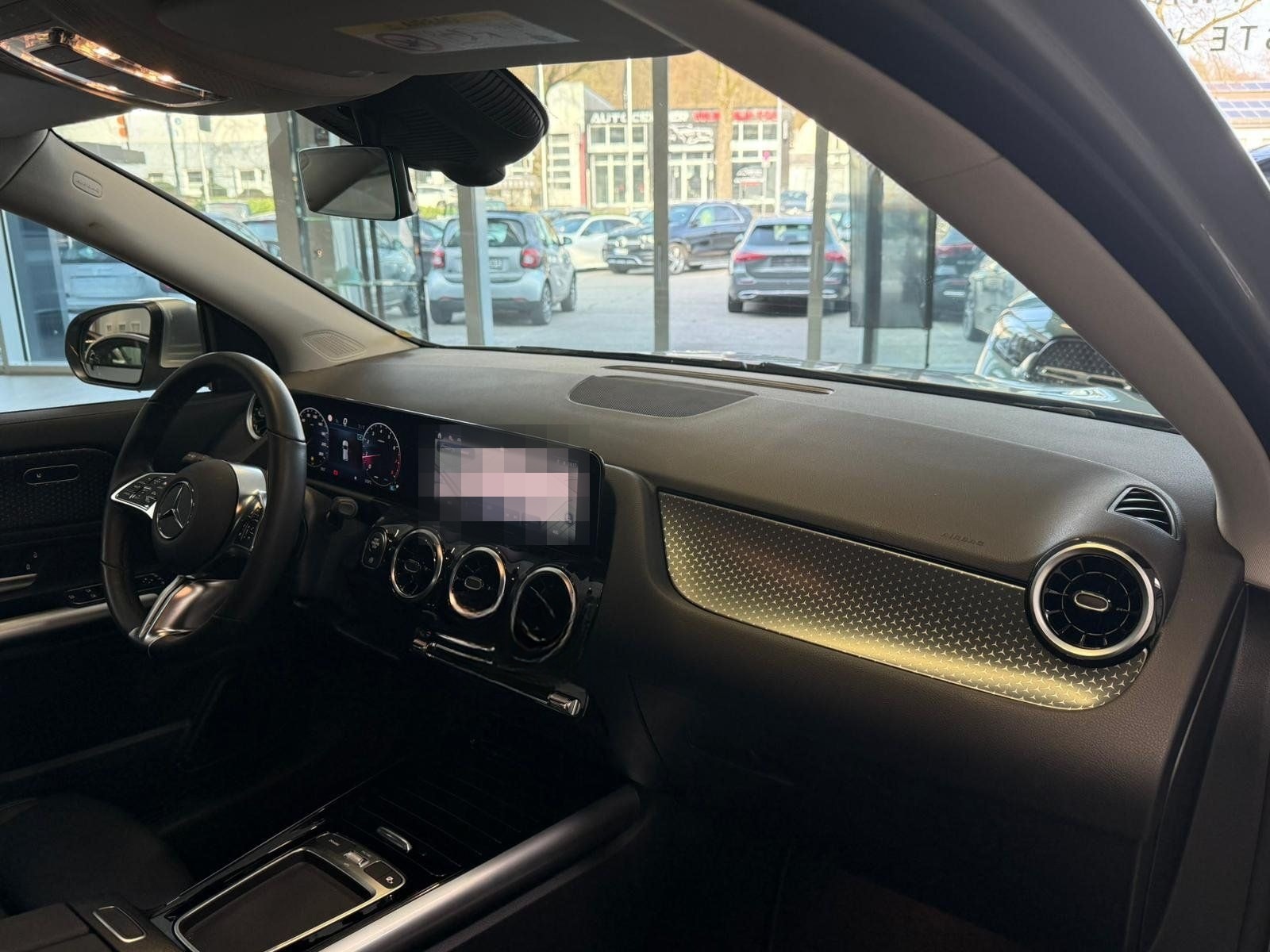 Mercedes-Benz GLA 200 PROGRESSIVE ADV. 360°+AHK+EASYPACK+LED foto 19