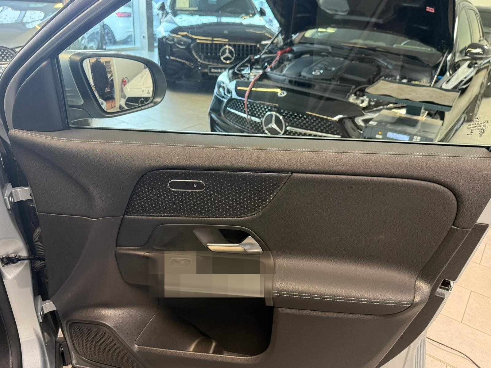 Mercedes-Benz GLA 200 PROGRESSIVE ADV. 360°+AHK+EASYPACK+LED foto 20