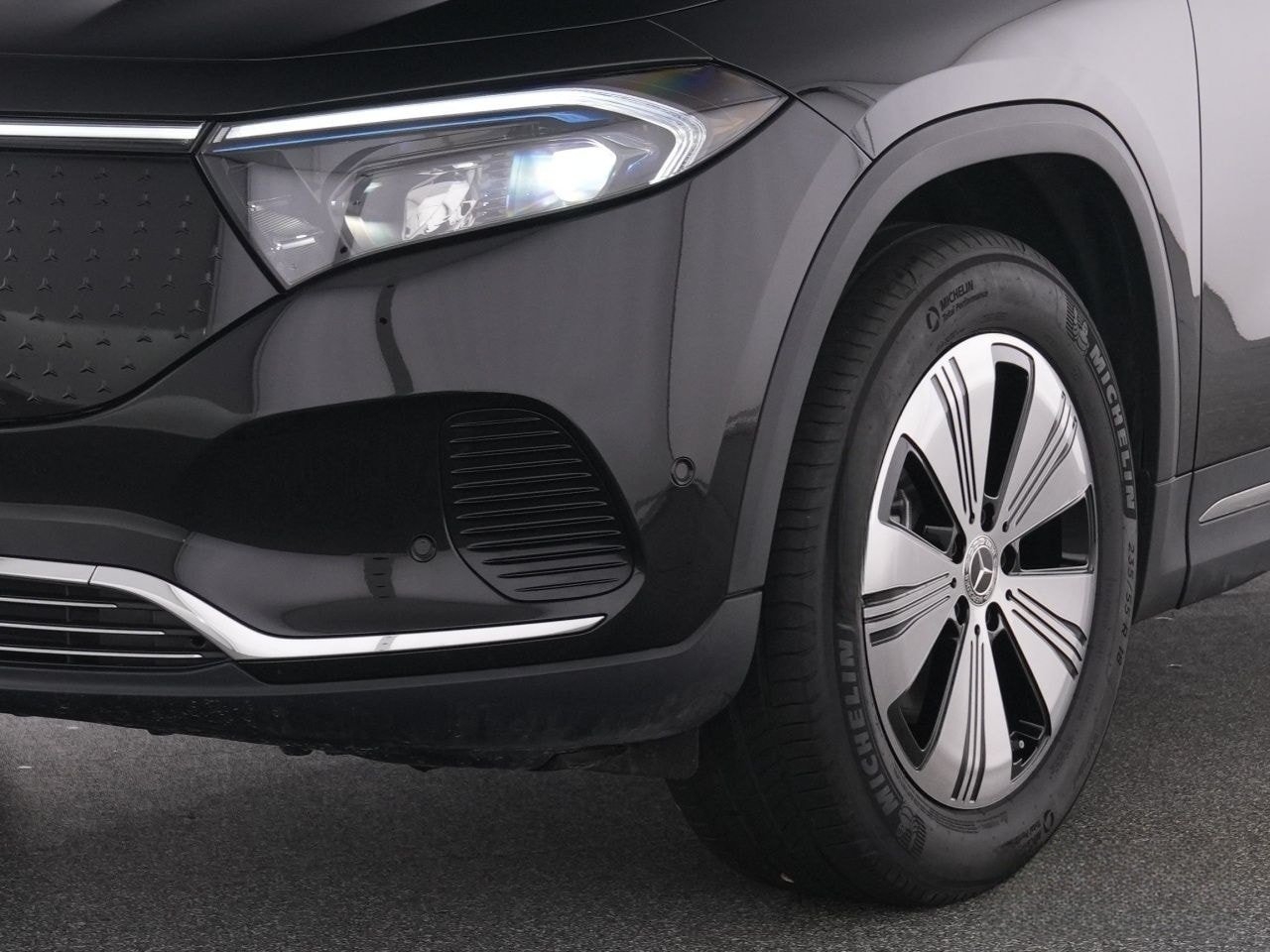 Mercedes-Benz EQA 250+ Progressive+NavPrem+LED-HP+EHeck+360°+ foto 9