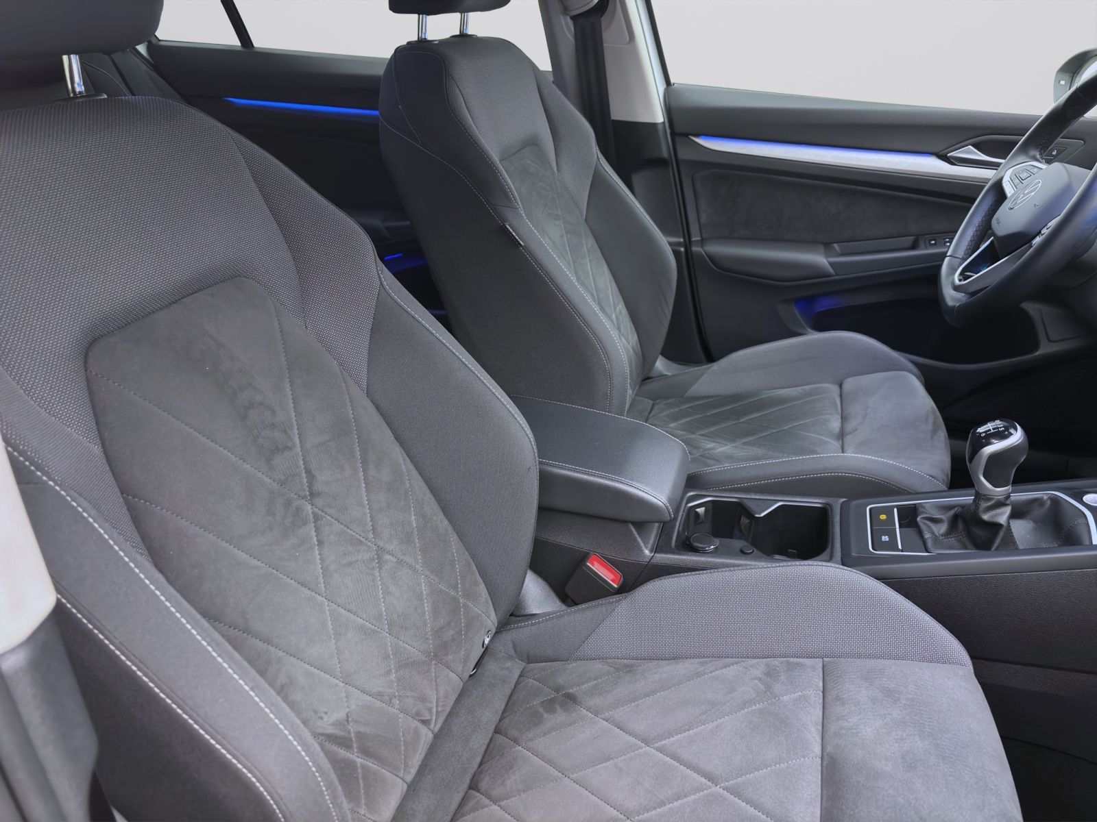 Volkswagen Golf Variant 2.0 TDI LIFE NAVI KAMERA KLIMA SHZG foto 16