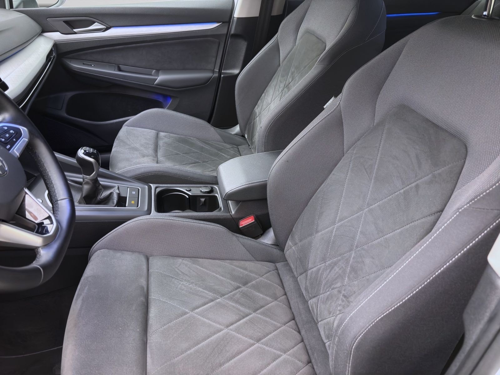 Volkswagen Golf Variant 2.0 TDI LIFE NAVI KAMERA KLIMA SHZG foto 9