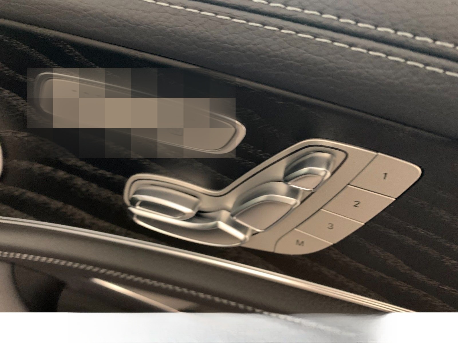 Mercedes-Benz E 300 de 4M AMG 19"|DISTRONIC|360°|MASSAGE|HUD foto 4