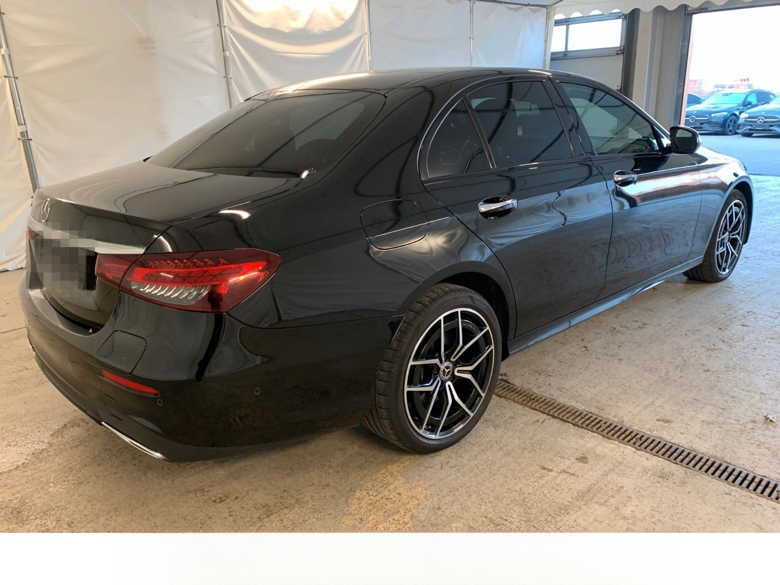 Mercedes-Benz E 300 de 4M AMG 19"|DISTRONIC|360°|MASSAGE|HUD foto 5