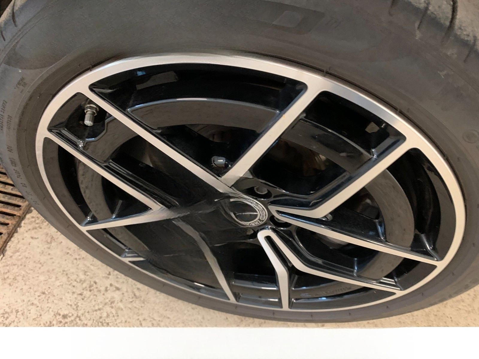 Mercedes-Benz E 300 de 4M AMG 19"|DISTRONIC|360°|MASSAGE|HUD foto 9