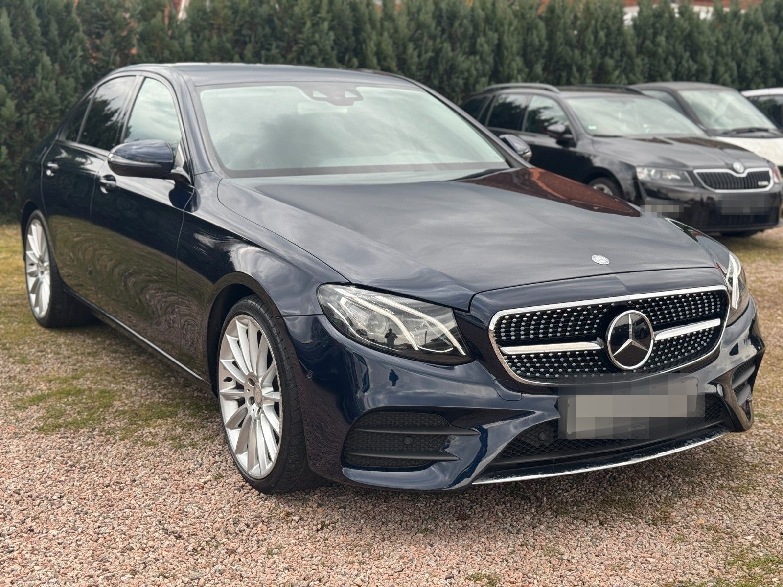 Mercedes-Benz E220d AMG Auto.*NAVI*KAMERA*SITZHZG*PDC* foto 3