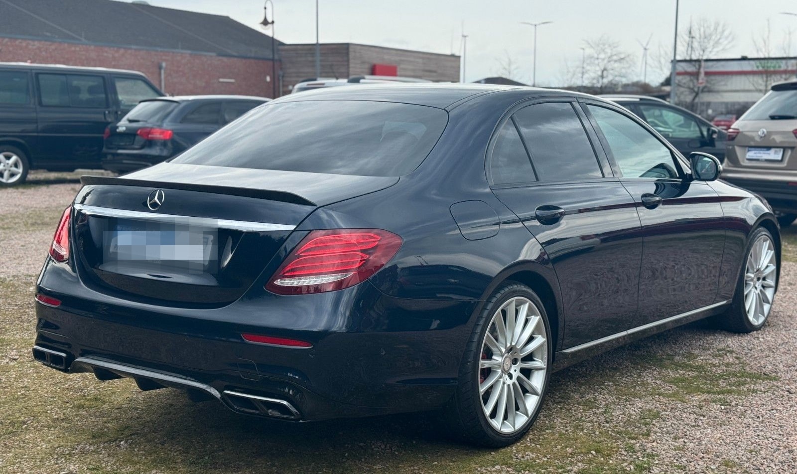 Mercedes-Benz E220d AMG Auto.*NAVI*KAMERA*SITZHZG*PDC* foto 4