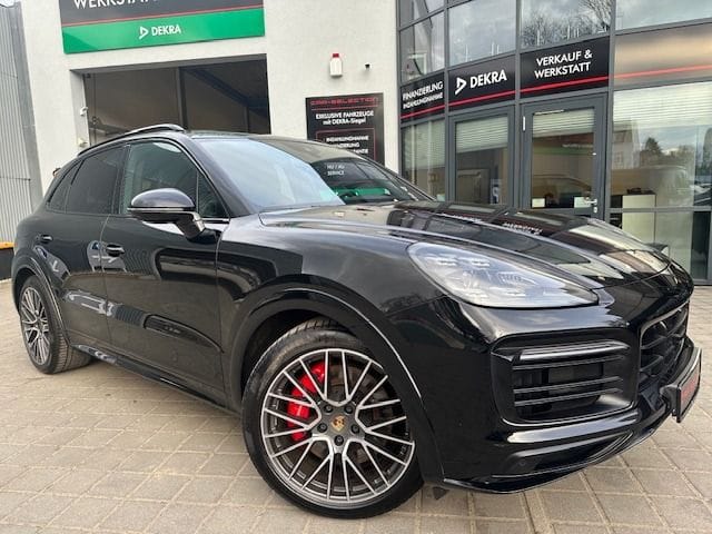 Porsche Cayenne GTS 4.0 Turbo V8 2021