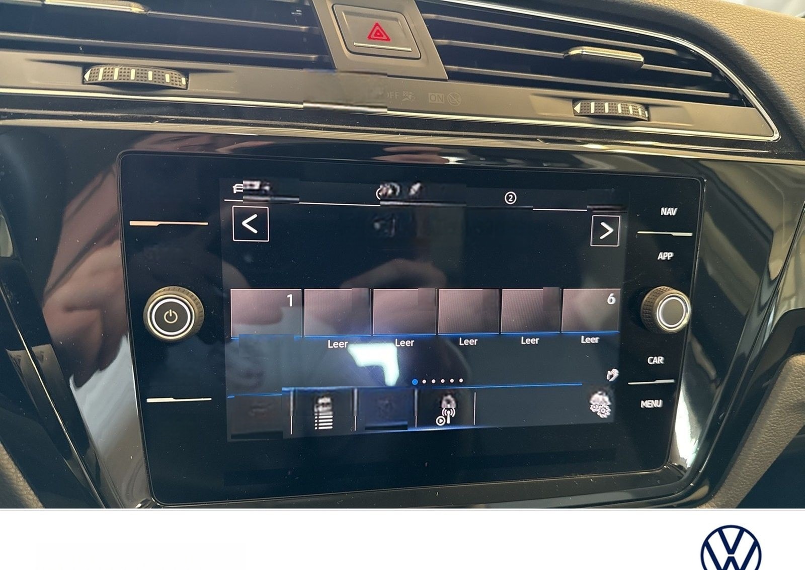 Volkswagen Touran 2.0 HIGHLINE AHK ACC LM17 NAVI LED foto 14