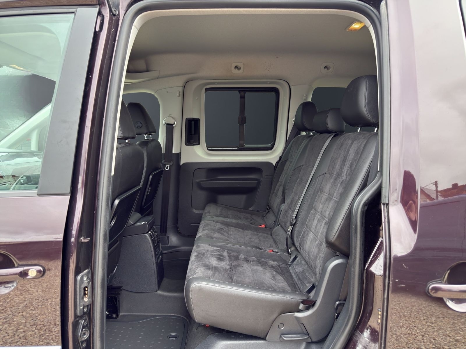 Volkswagen Caddy Highline 4M DSG*ACC*LED*NAVI*AHK*R-KAM*NAV foto 11