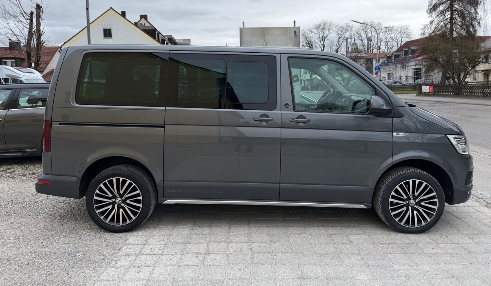 Volkswagen T6 Multivan Pan Americana 4 Motion DSG 7 Sitze foto 2
