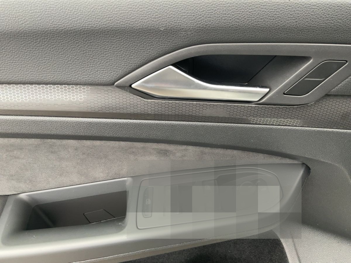 Volkswagen Golf VIII GTI Clubsport MATRIX+NAVI+PANO+ACC+APP foto 16