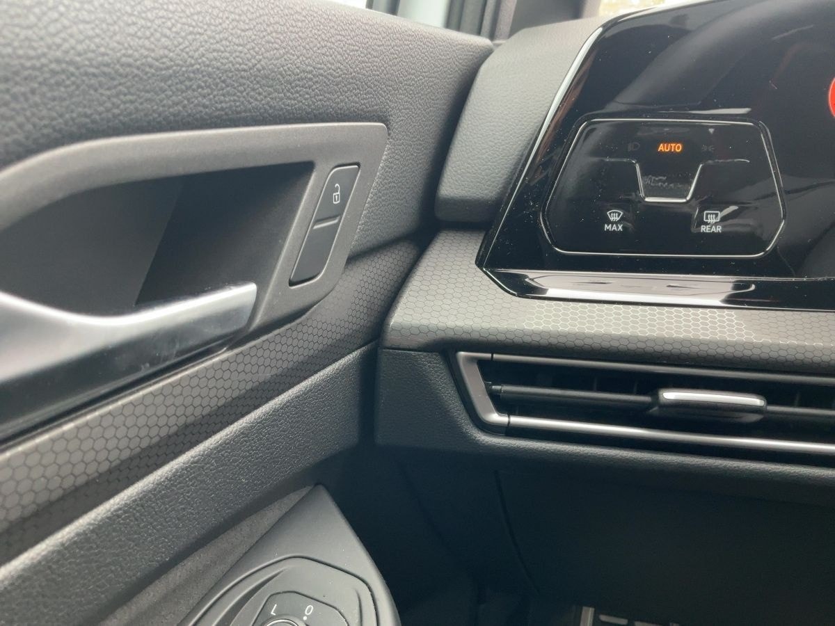 Volkswagen Golf VIII GTI Clubsport MATRIX+NAVI+PANO+ACC+APP foto 19