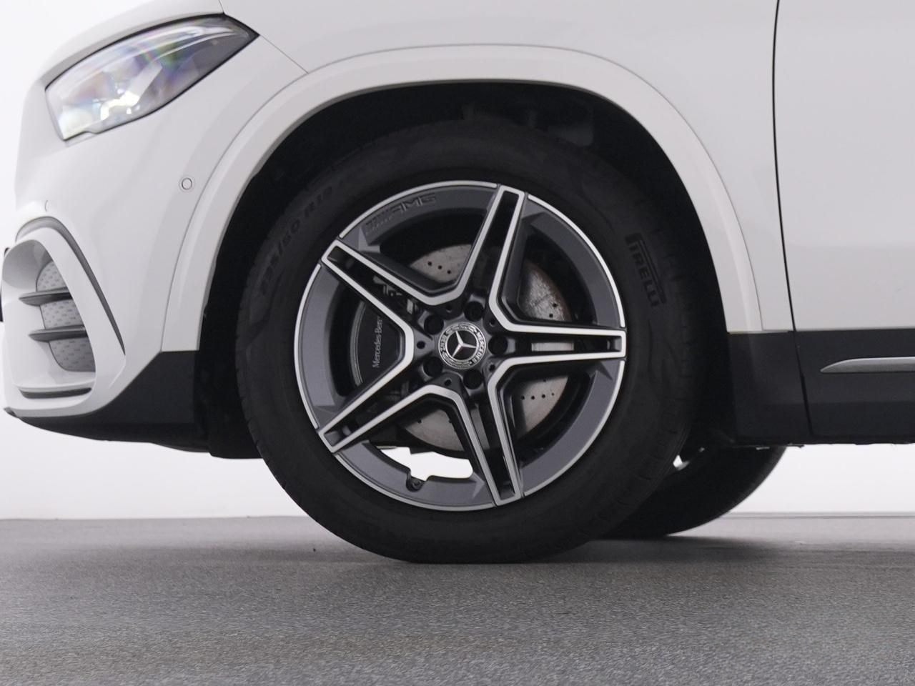 Mercedes-Benz GLA 180 AMG AMG+AHK+MBeam+KeyGo+360°+Totw+EHeck+ foto 20