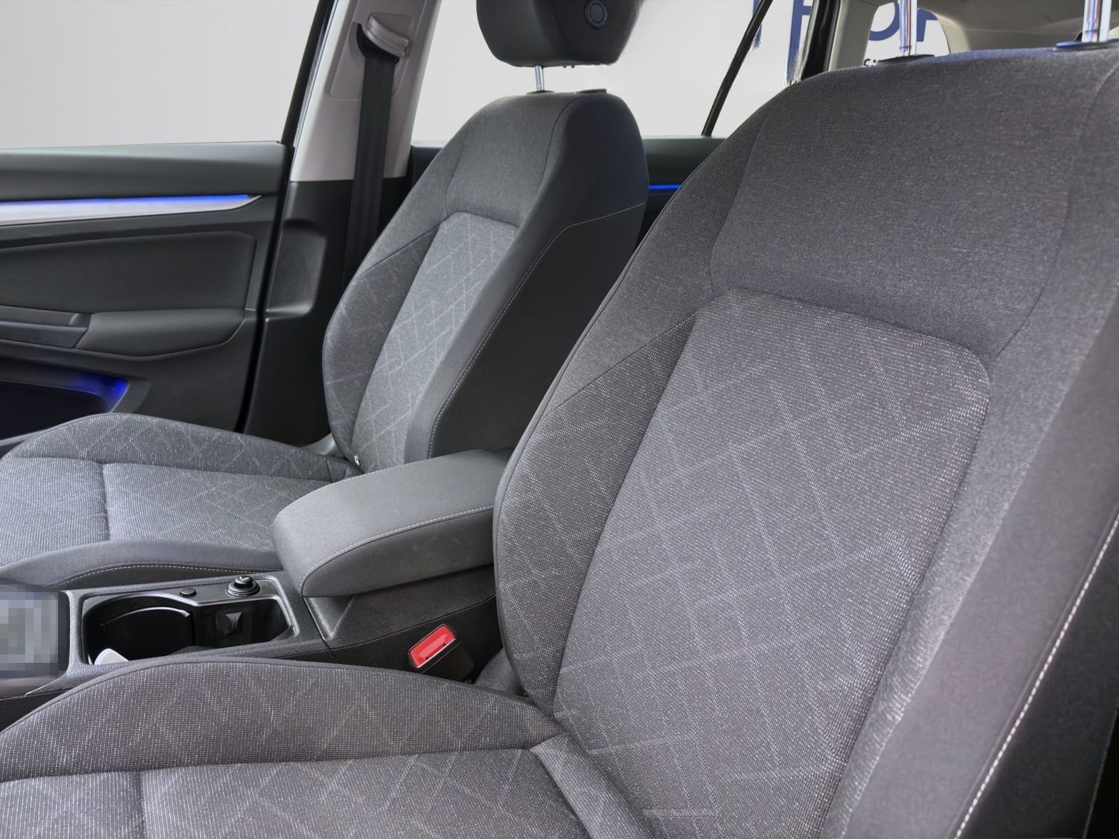 Volkswagen Golf Variant 1.0 eTSI DSG LIFE AHK KAMERA NAVI P foto 9