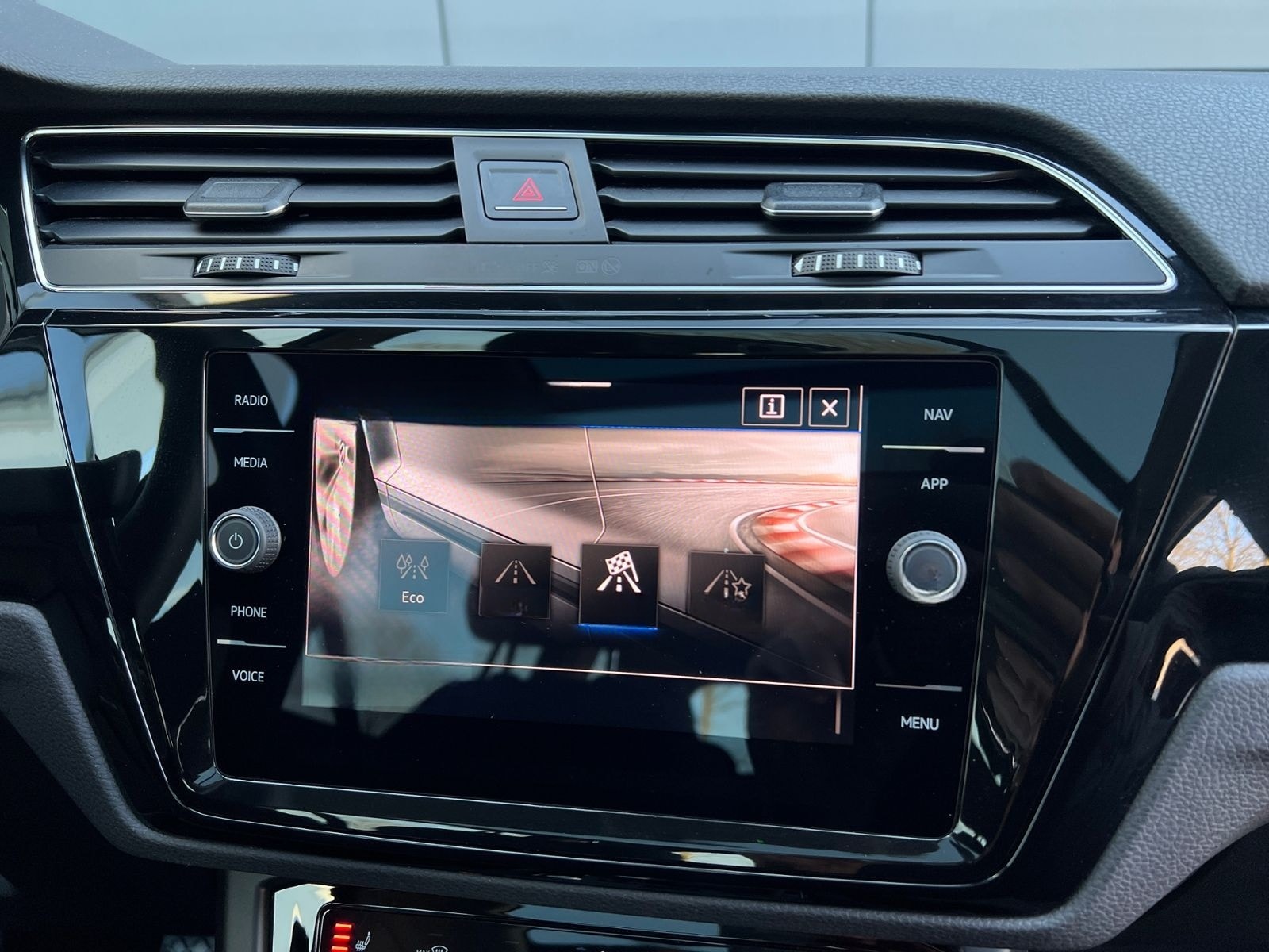 Volkswagen Touran Highline 2.0 TDI DSG *AHK, 7 Sitze, LED, foto 17