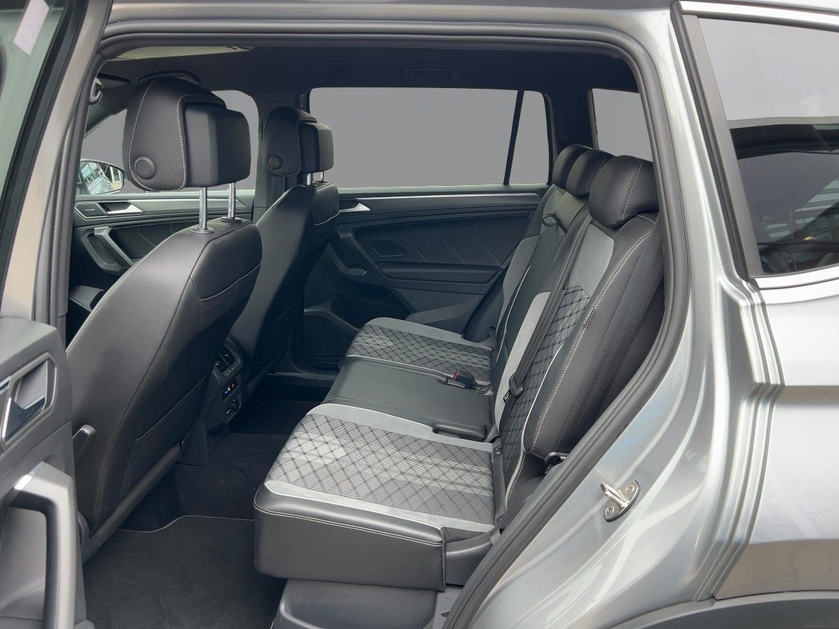 Volkswagen Tiguan Allspace 2.0 TDI R-Line 4Motion DSG DCC foto 10