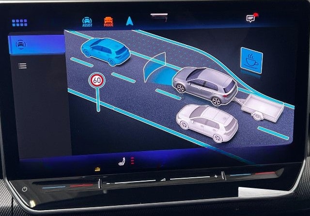 Volkswagen Golf VIII 2.0 TDI DSG R-Line Navi ACC Pano STHZ foto 14