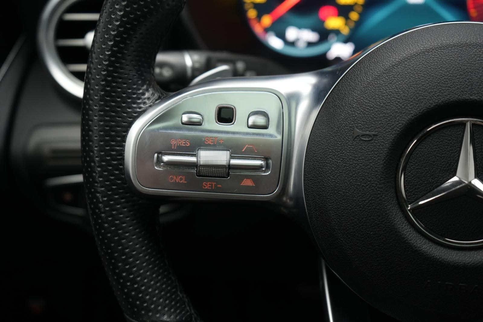 Mercedes-Benz GLC 300 d 4Matic 9G-Tronic AMG Distronic/Kamera/ foto 21