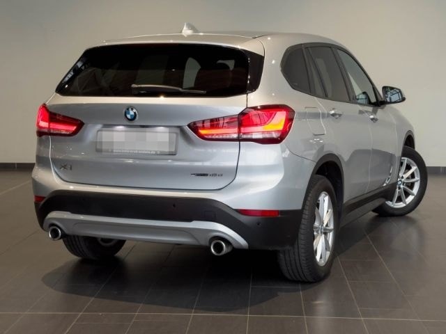 BMW X1 sDrive18d Adapt.LED+RFK+SHZ+Temp+AppleCarPlay foto 3