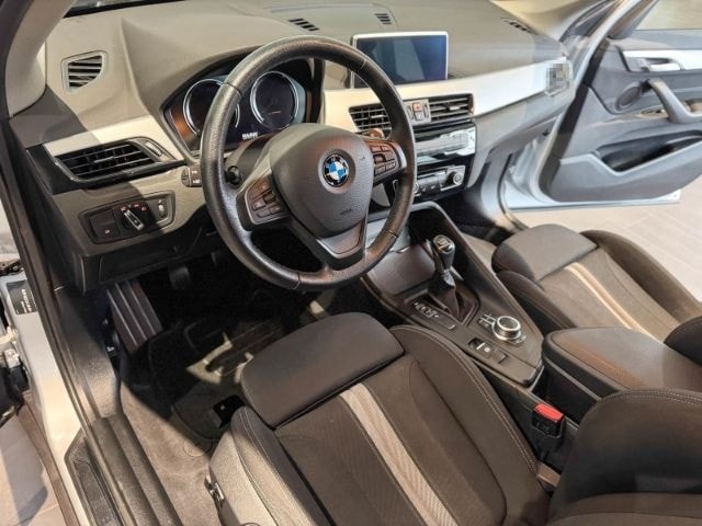 BMW X1 sDrive18d Adapt.LED+RFK+SHZ+Temp+AppleCarPlay foto 8