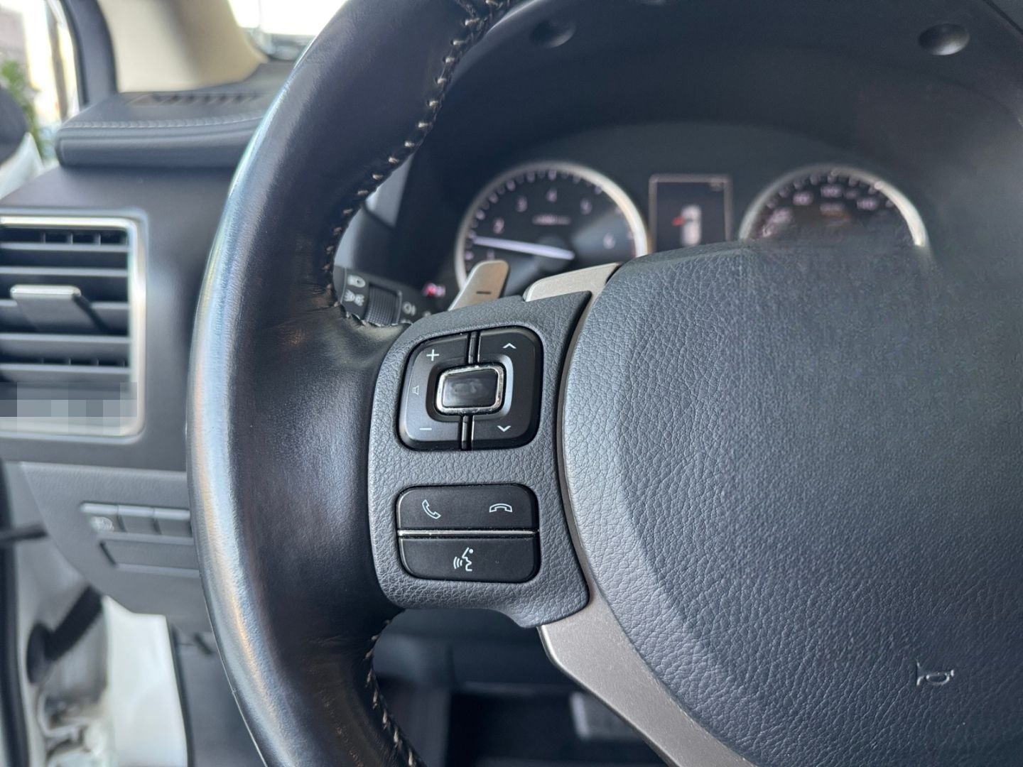 Lexus NX 300h Amazing Edition *Bi-LED*Soundsystem*SHZ* foto 25