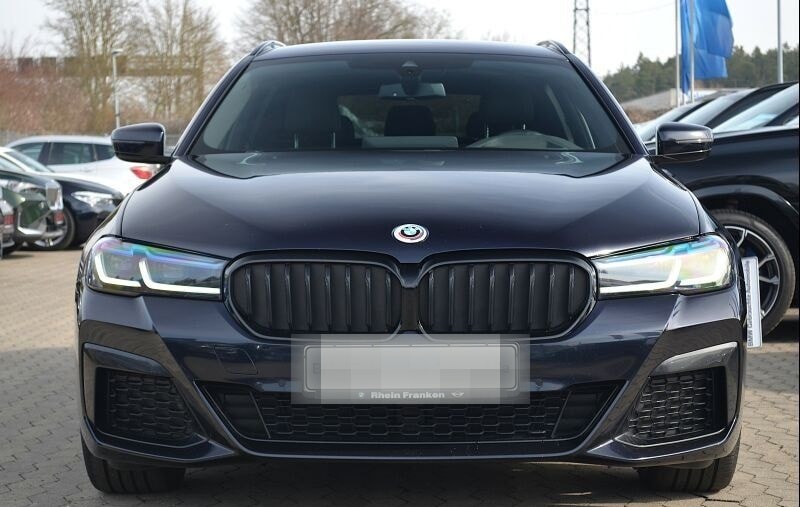 BMW 530e xDrive M Sport Pro LiveCptProf.AHK.Laser foto 3