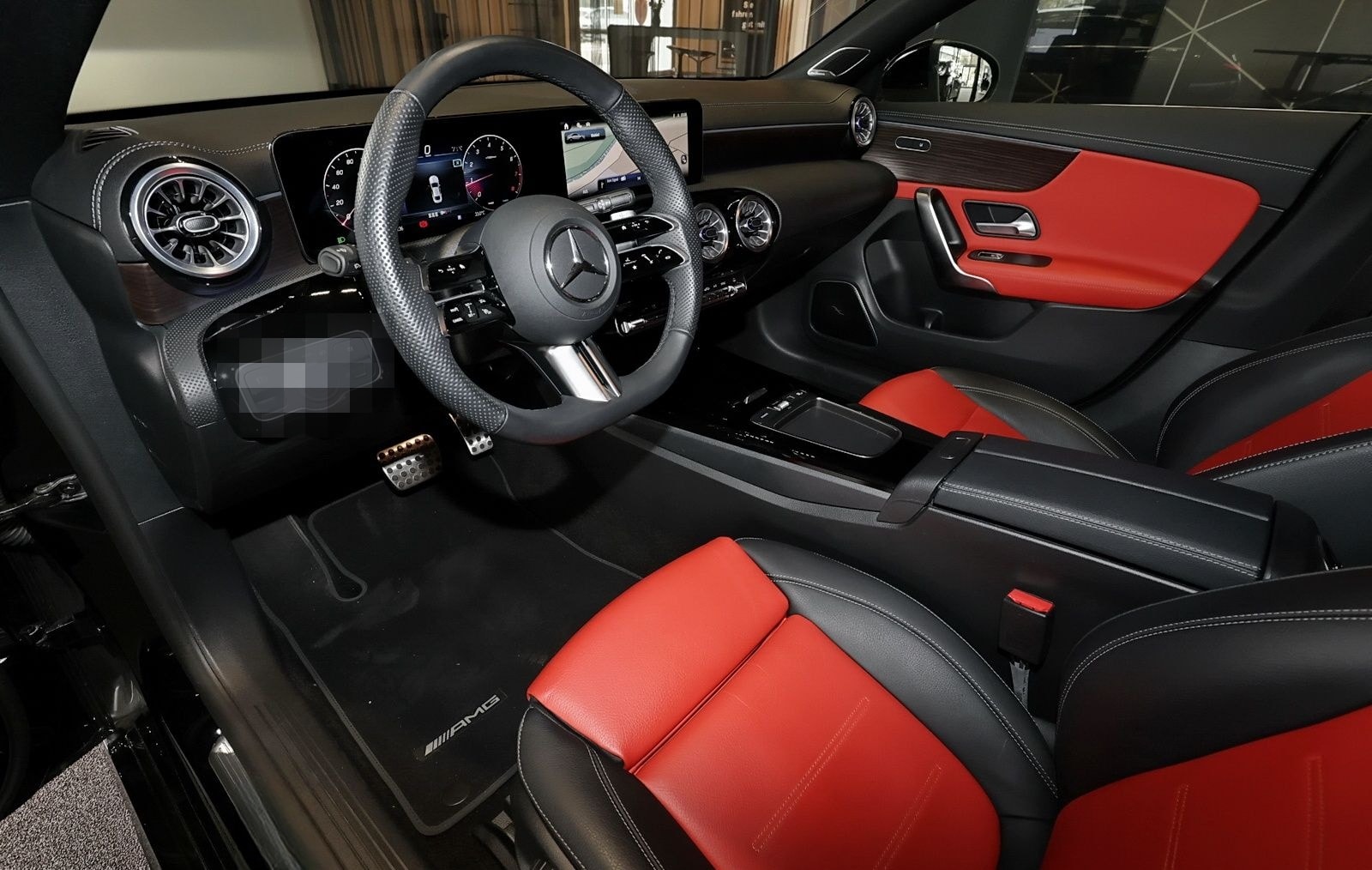 Mercedes-Benz CLA 180 Coupé Edition AMG BURMESTER+19"+360° foto 8