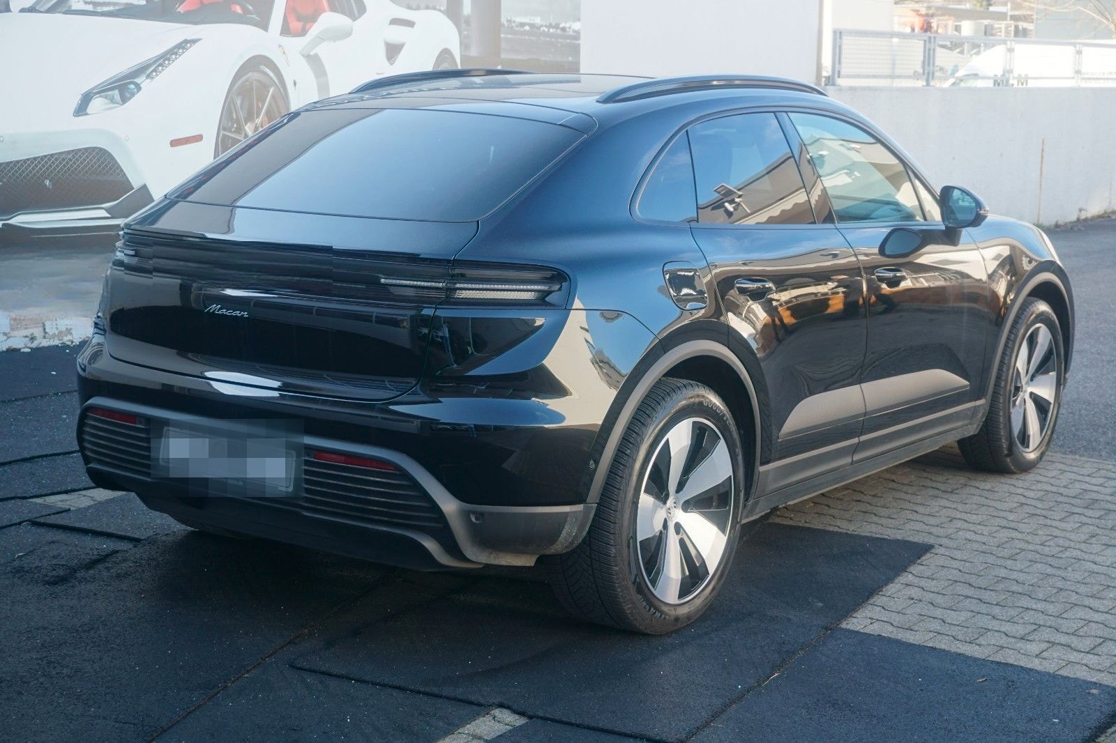 Porsche Macan Electric Basis*Panorama*PASM* foto 3